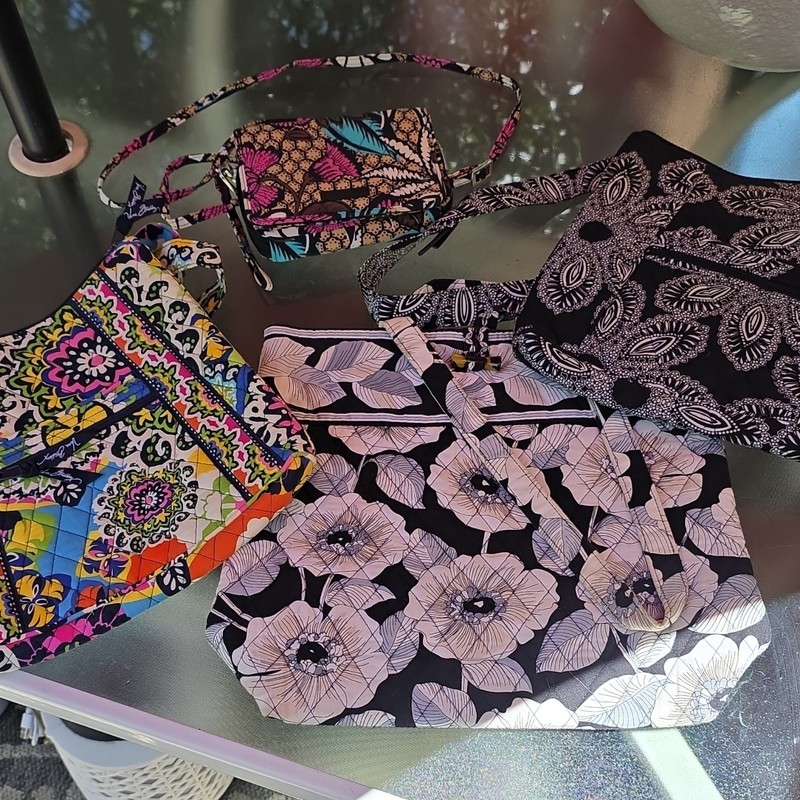Vera Bradley Lot- a tote,2 hipsters ,and wallet crossbody