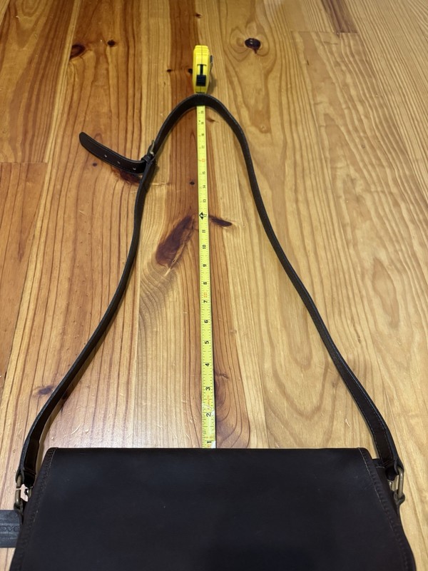 Vintage COACH City Bag 9790 Brown Leather Turnlock Crossbody w/ Charm gallery