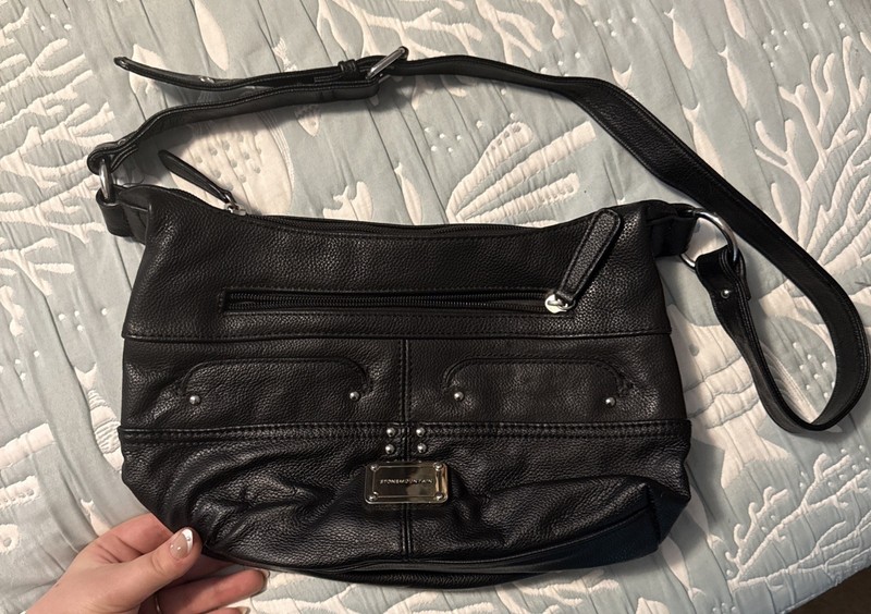 Stone Mountain Black Genuine Leather Medium Shoulder Handbag New Without Tags