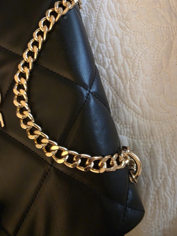 Badgley Mischka Quilted Shoulder/Crossbody Bag Gold Chain Strap Turn Lock Medium gallery