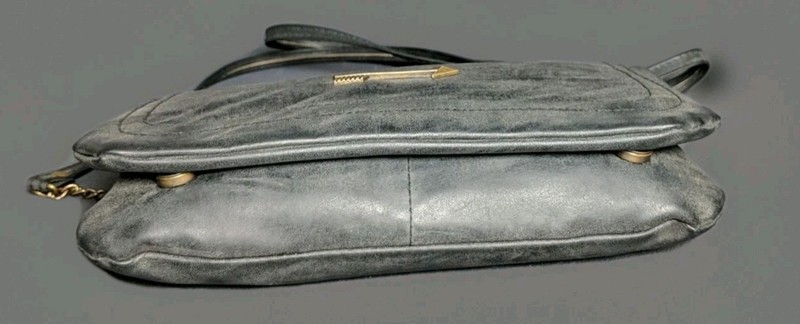 GORGEOUS MISSIMO MARBLED BLACK AND GRAY CROSSBODY BAG W/CC SLOTS AND POCKETS gallery