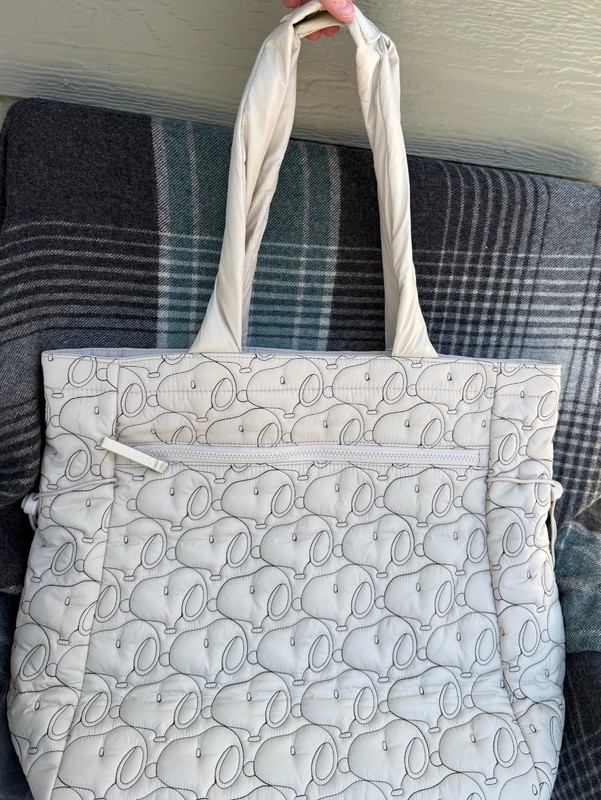 NWT Vera Bradley Peanuts Snoopy Original Zip Tote Pumice Stone / Coffee Bean gallery