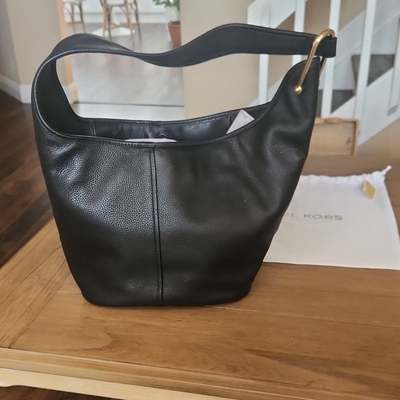 Michael Kors Black Pebbled Hobo Shoulder Bag Gold Hardware Dust Bag