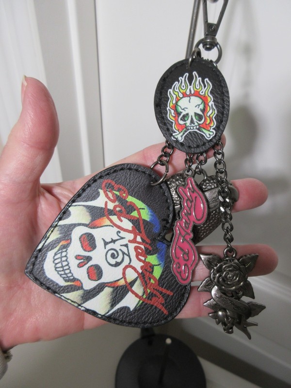 NEW ED HARDY SKULL, FLOWER, LOGO, HEART 5-PIECE FOB REMOVABLE