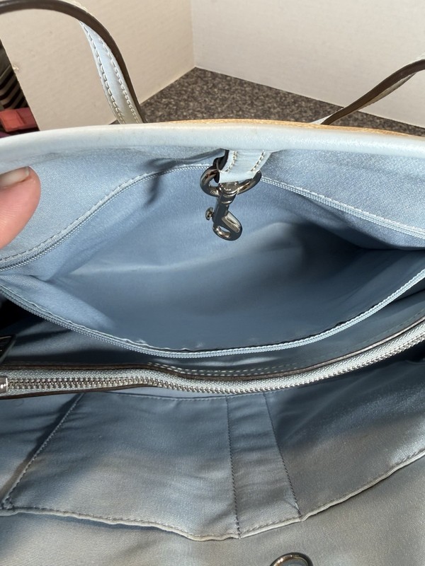 Coach F57842 Signature Drawstring Carryall Tote Light Khaki Pale Blue Purse gallery