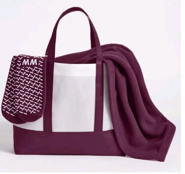 Tote 2 Piece Set Matching throw Blanket Travel Weekender On The Go Sold Out New