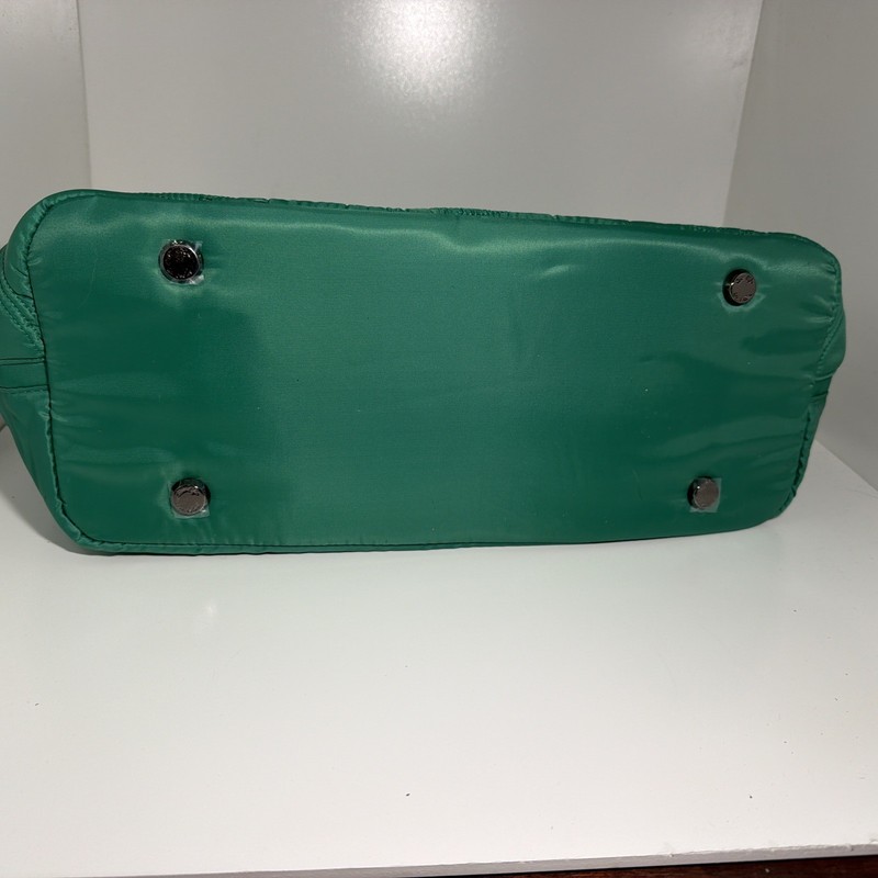 Lug Tempo Tote Bag - Kelly Green -NWT - Color Discontinued gallery