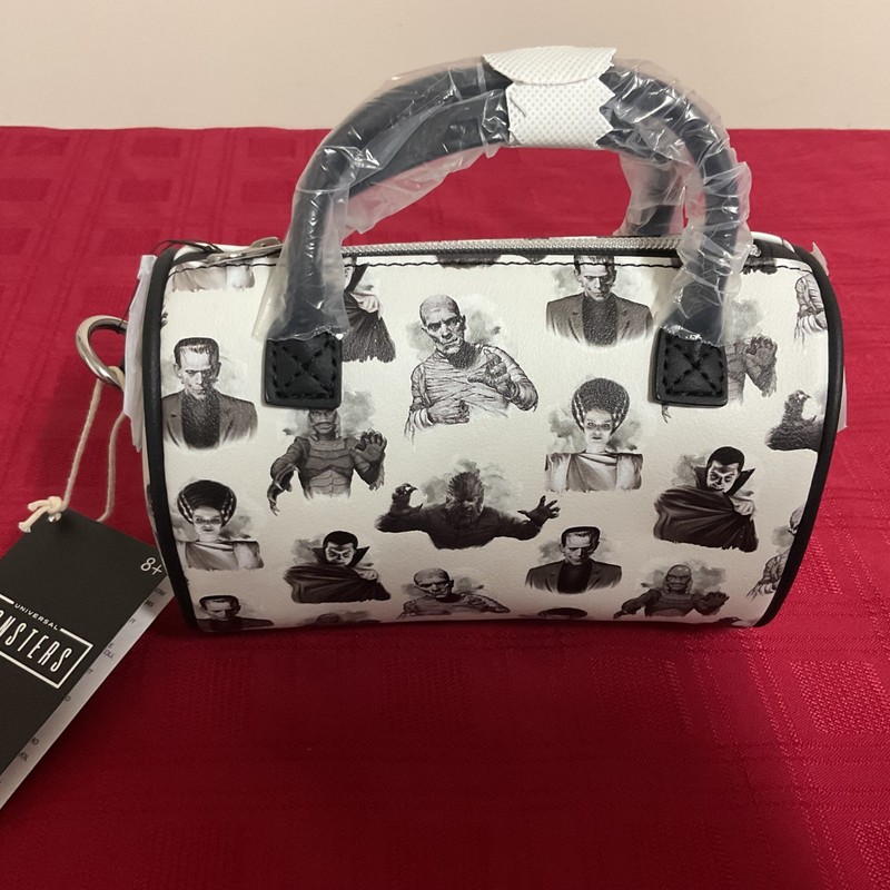 LOUNGEFLY UNIVERSAL MONSTERS BLACK & WHITE CROSSBODY BAG NWT!!!