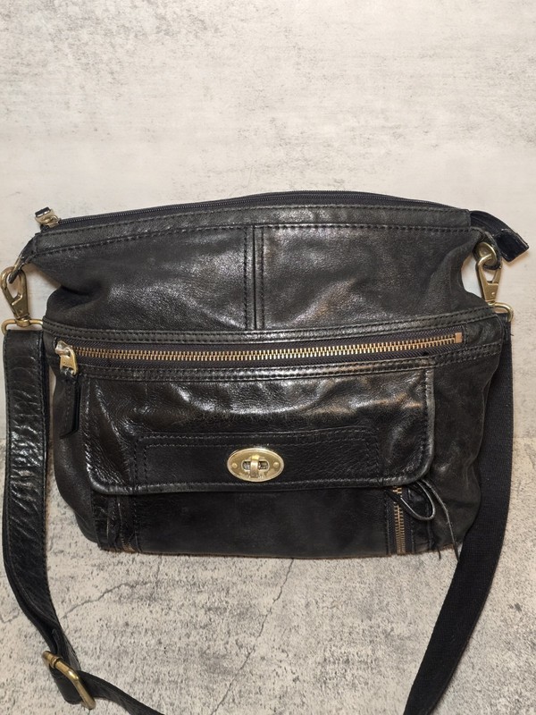 FOSSIL Vintage Black Lamb Hide Leather Crossbody Bag, Ajustable Strap