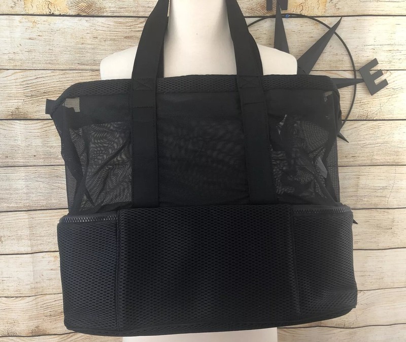 No Boundaries Beach Elevated Zip Bottom Cooler Tote Bag