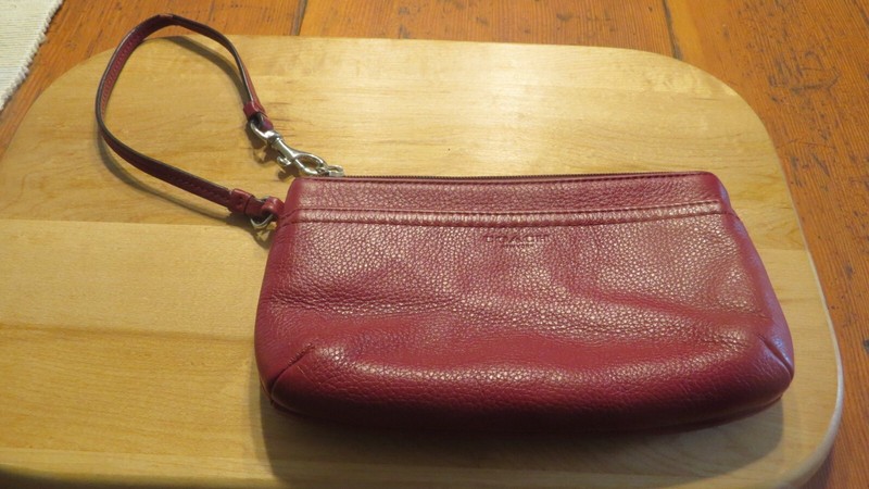 Coach Crimson Red Wristlet Pebbled Genuine Leather Excellent condition F51683
