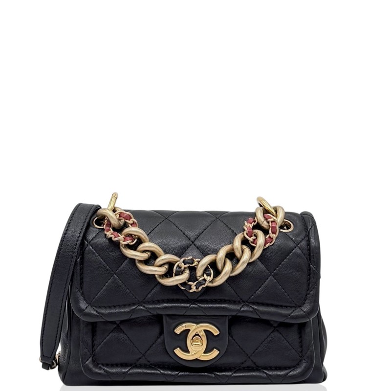 Chanel Flap Bag Black Lambskin (am1111b1)