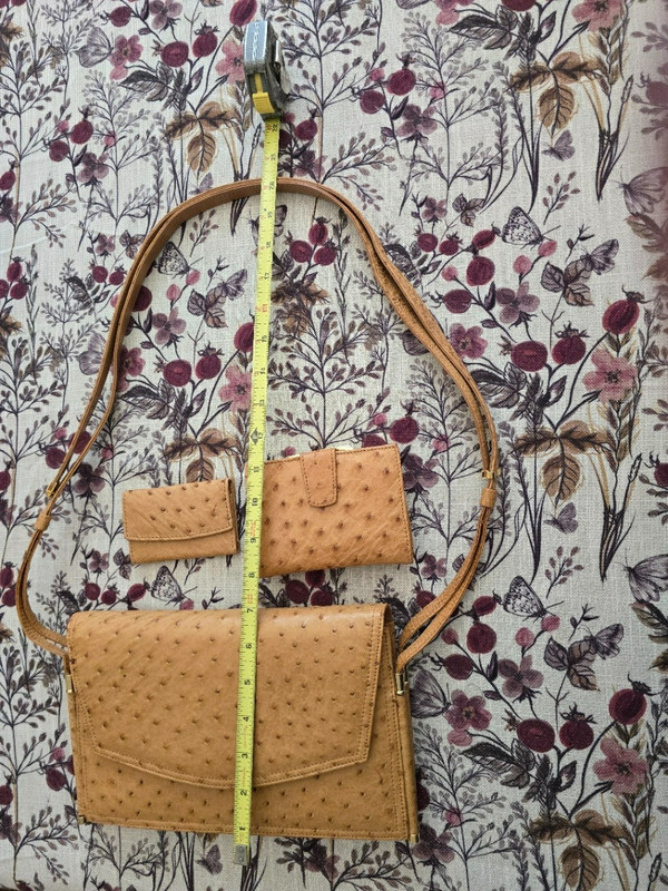 Vintage Cape Cobra Ostrich Handbag with billfold and key Purse gallery