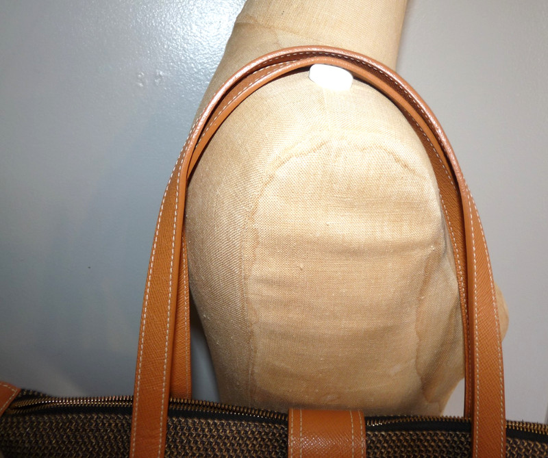 Eric Javits Squishee Black &Tan Straw Shoulder Bag Handbag - 14" x 7" & Mirror gallery