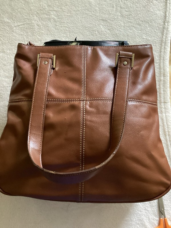 Liz Claiborne Women’s Leather Bag, 2 Straps. 12X12 In. Zip Top, 3 Inside Pockets