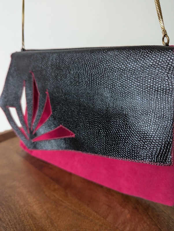 Vintage Reva Ultra Suede And Snakeskin Purse With Gold Coil Strap gallery