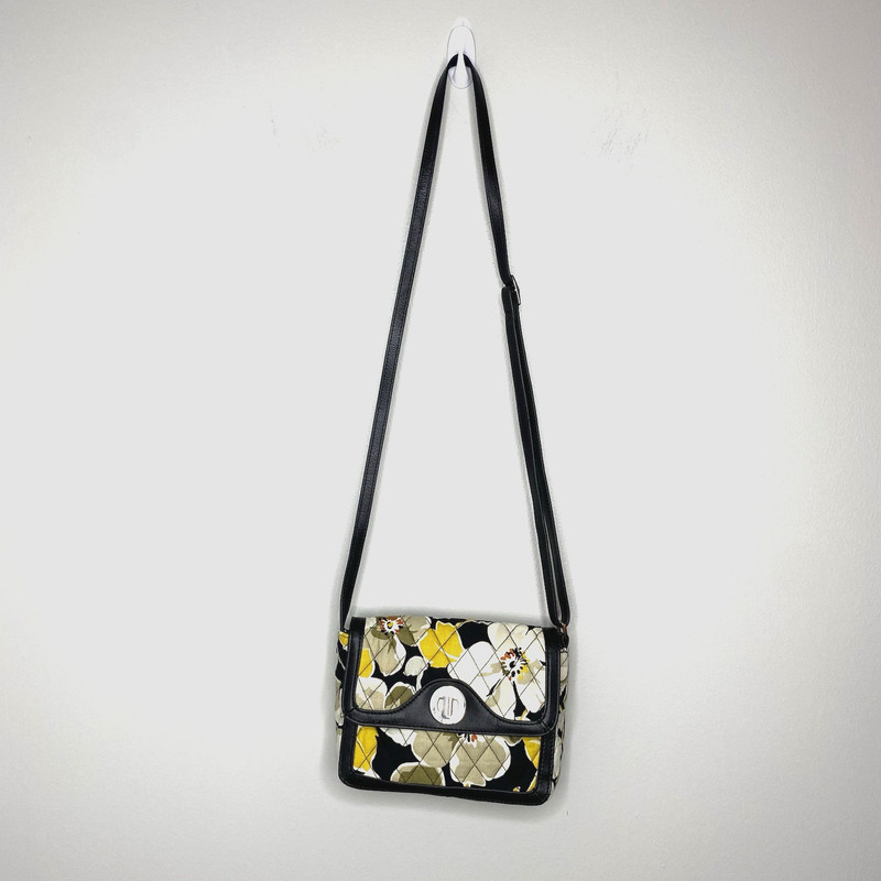 VERA BRADLEY Crossbody Patricia purse in DOGWOOD faux leather Turn Key bag gallery