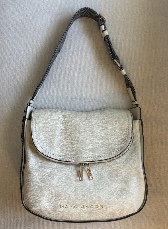 Marc Jacobs The Groove Marshmallow Leather Large Messenger Shoulder Bag