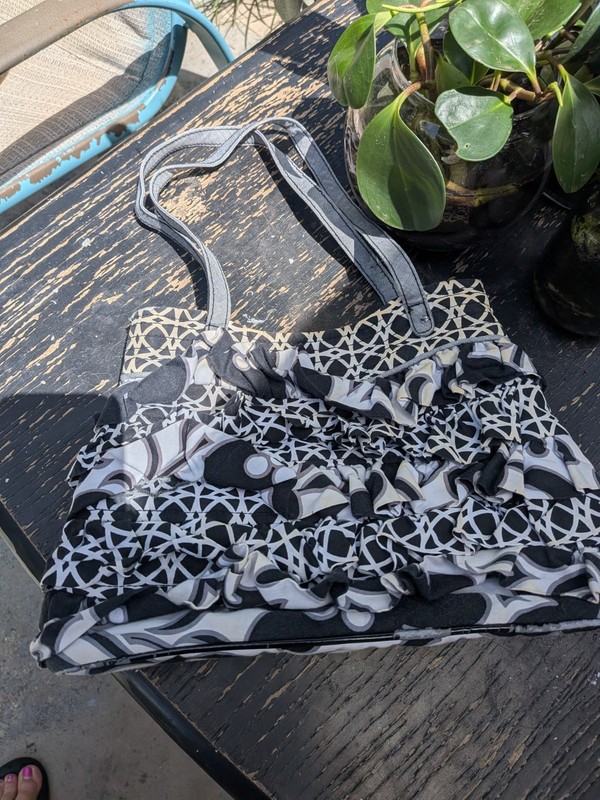 Vera Bradley Black White Geometric Gray Ruffle Tote Bag