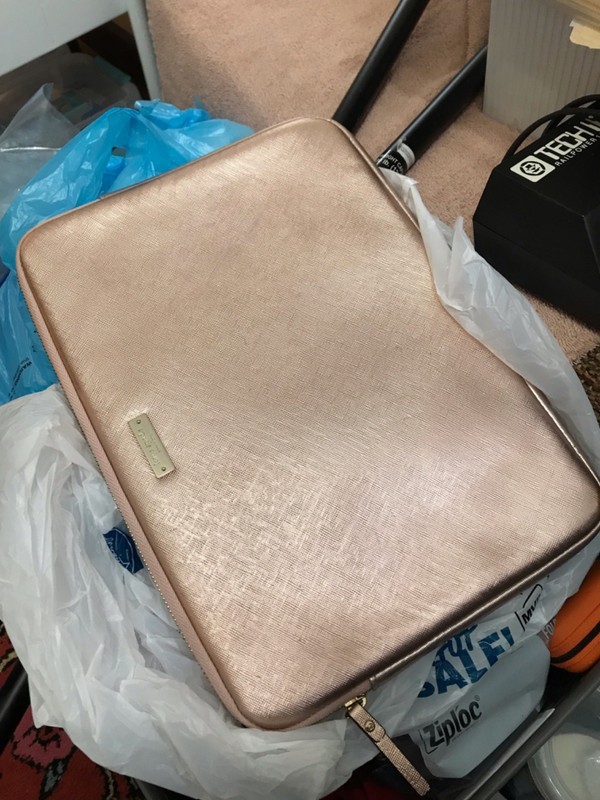 KATE SPADE METALLIC GOLD COMPUTER CASE 9 1/2 X 13 W/ZIPPER/VERY GOOD CONDITION gallery