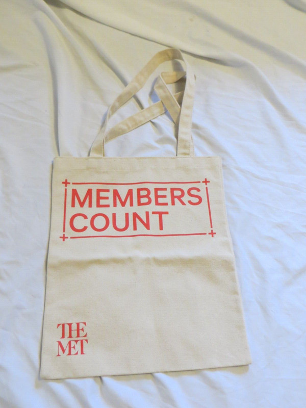 The MET Logo Metropolitan Museum New York Member Count Canvas Tote Bag Natural