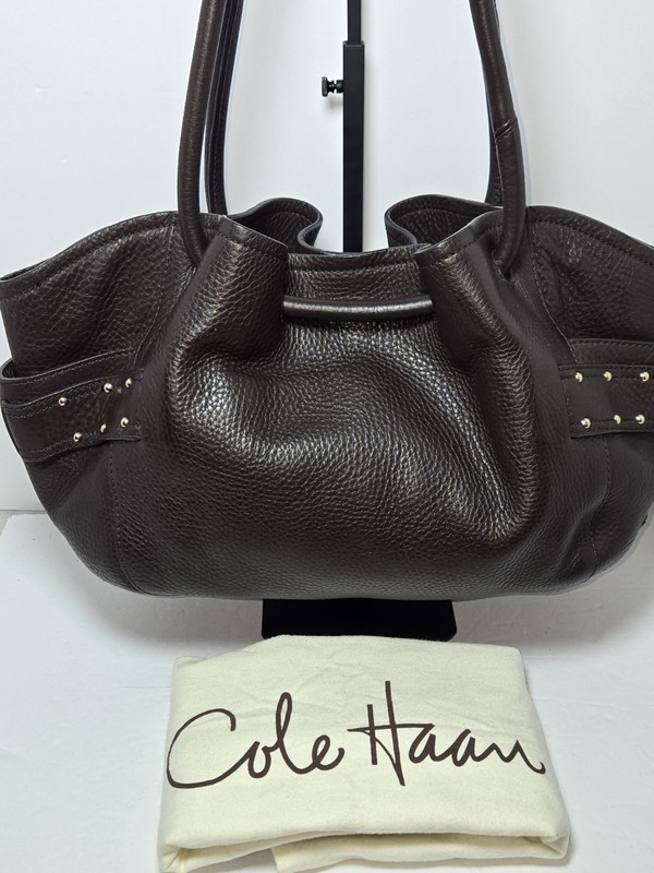 Cole Haan Village Fo5 Brown Pebbled Leather Hobo Shoulder Bag W/Gold Hardware.