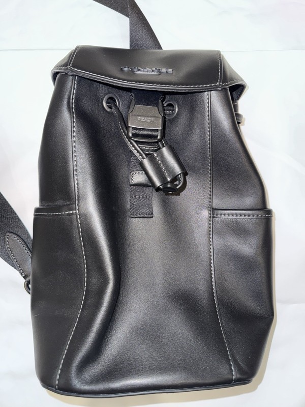 Coach Men’s Racer Pack Sling Black Smooth Leather NWOT Messenger Bag model CU111