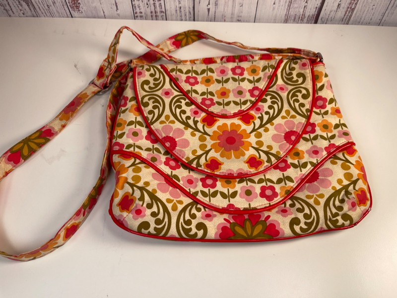 Vera Bradley Folkloric Large Crossbody Shoulder Bag Adjustable Strap