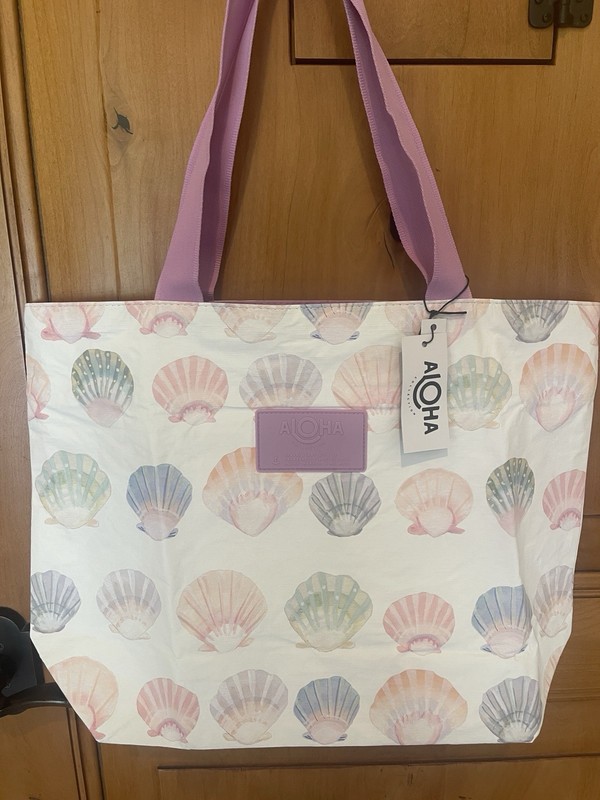 NWT! RARE! Aloha Collection Sunrise Shell Day tripper Lucky 11 Ocean Paper