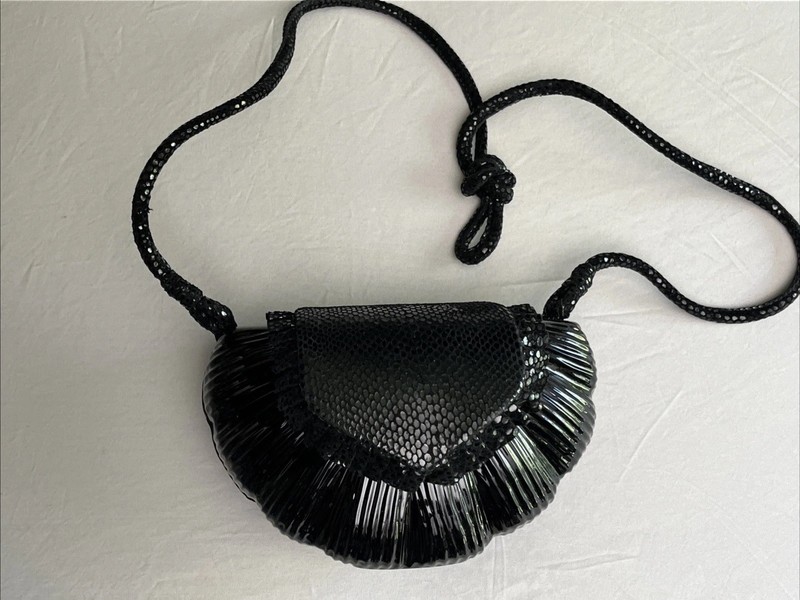 VTG TIMMY WOODS Beverly Hills Handcrafted Shell – Black Acacia Wood & Snakeskin