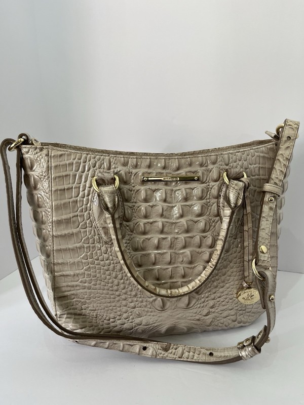 Brahmin Signature Melbourne Croc Embossed Leather Cream & Beige – A186