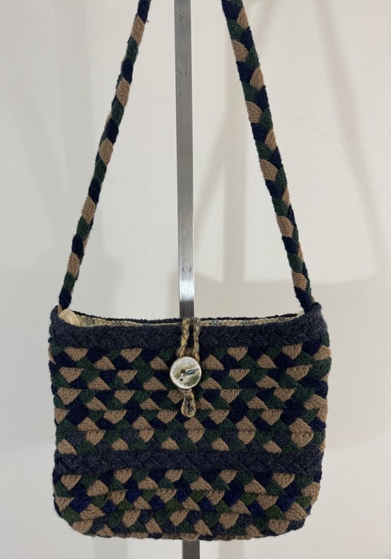 CAPE COD BRAIDED RUG CO. Braided Wool Shoulder Bag In Blue/Green/Beige