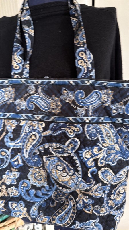Vera Bradley Tote Shoulder Bag in Petal Paisley 13”Blue Floral gallery