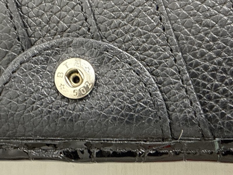 Brighton Black Croc Embossed Patent Leather Shoulder Bag Heart Accent gallery