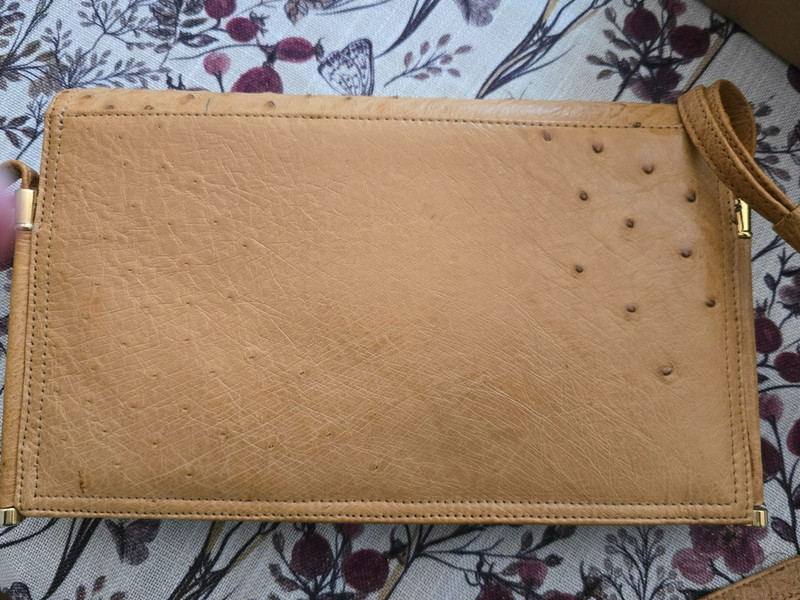 Vintage Cape Cobra Ostrich Handbag with billfold and key Purse gallery