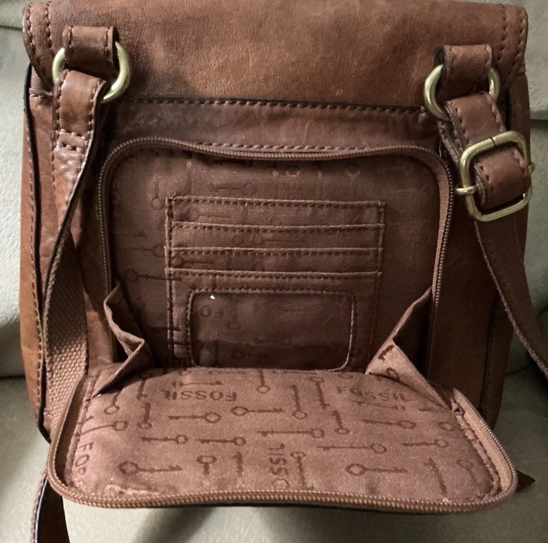 Fossil Vintage Leather Crossbody Shoulder Bag w/ Organizer Brown Distressed Look gallery