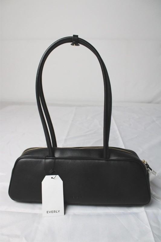 Everly Women’s Double Handle Vegan Leather Faye East West Bag NC3 Noir One Size