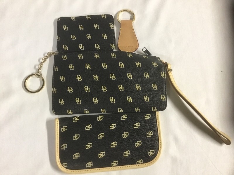 Dooney & Bourke Wristlet Sunglass Case License Holder Key fob Combo Black Tan gallery
