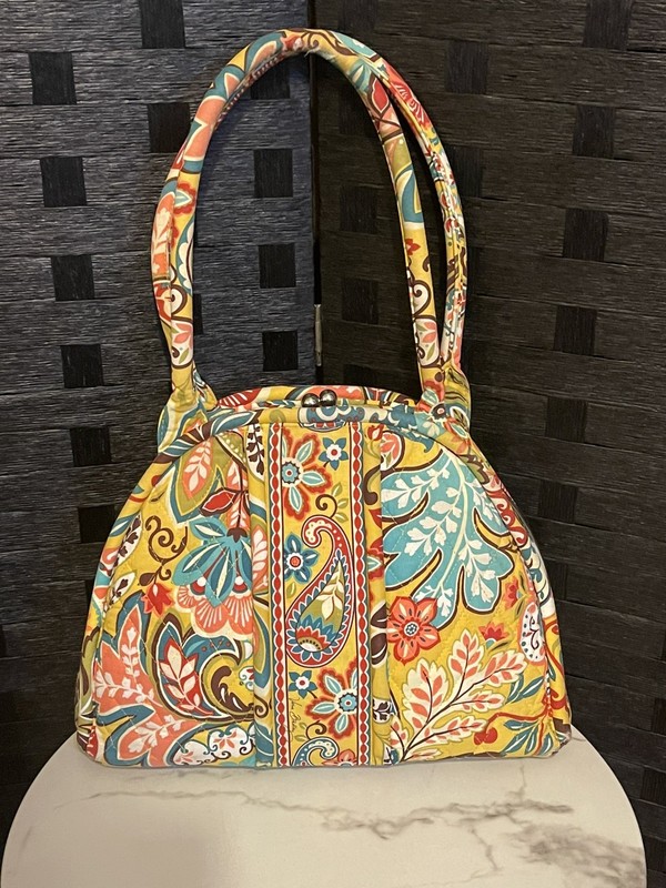 VERA BRADLEY PROVENCAL Eloise Kisslock Purse 9.5 x 12 x 4.5 Preloved