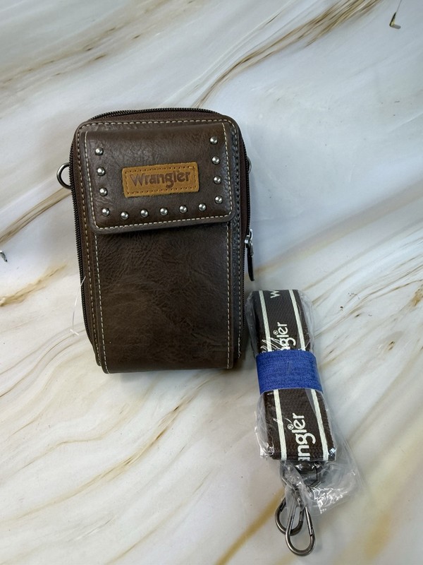 New Wrangler Brown Crossbody Cell Phone Purse W/Organization