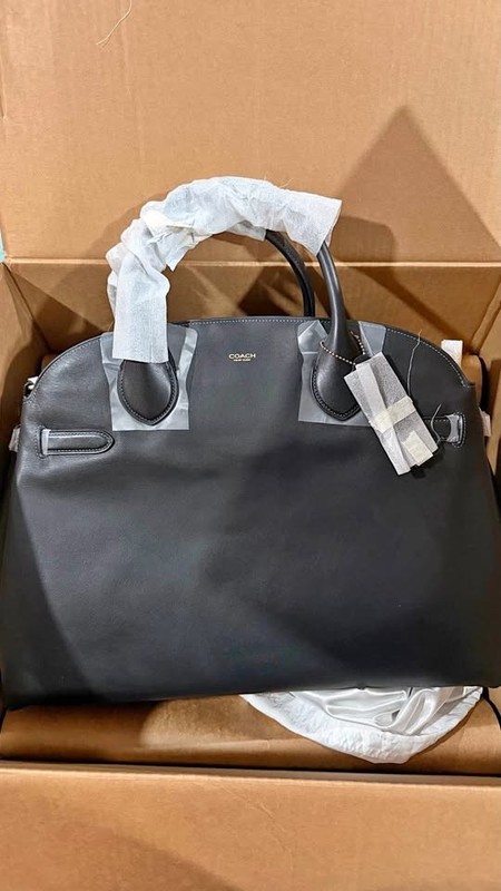 Coach Soft Empire 48 Carryall Bag in Brass/Black Natural Grain Leather NWT