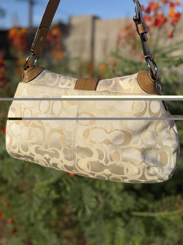 Vintage Y2K Coach Optic SoHo Buckle Shoulder Bag & Matching Wristlet Set F15679 gallery