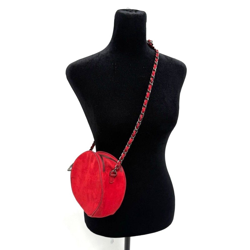 Steve Madden red micro suede circle crossbody purse w/ chain strap