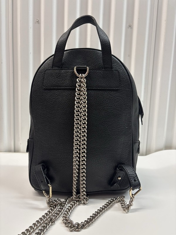 Gucci Soho Black Pebbled Leather Backpack Embossed GG Logo Zip Pocket Italy gallery