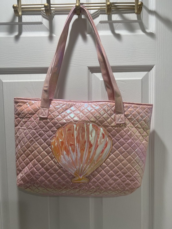 Odiva Pink Quilted Shiny Gold 3D Shell Shoulder Bag 16,5 X 11”