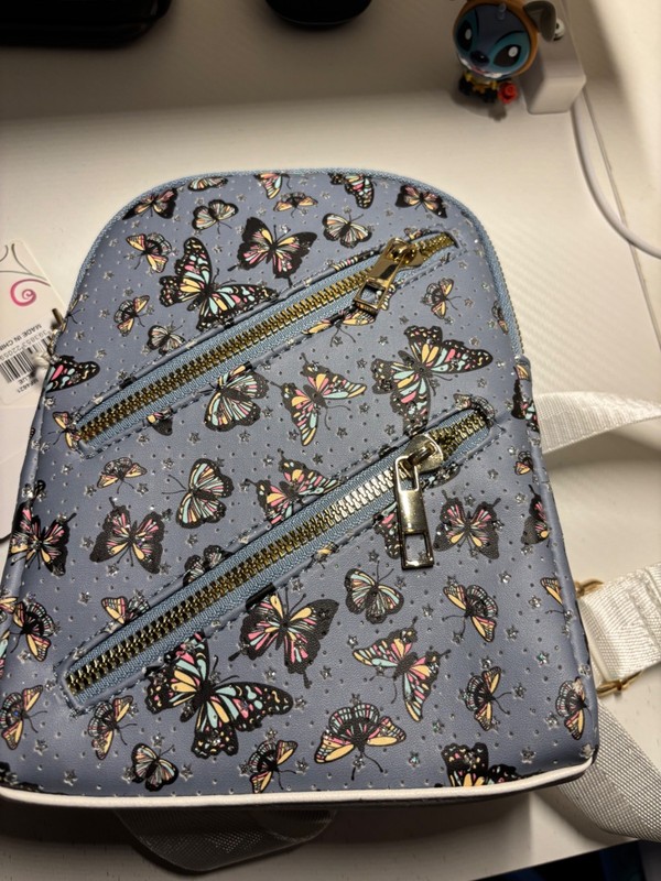 handbag clean out! multiple bags all new with tags! 7 bags all for 1 price!!!