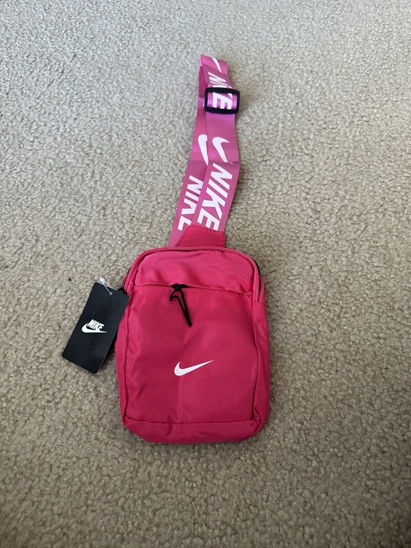 NWT Nike Mini Adjustable Sling Crossbody Shoulder Bag 5x7 gallery