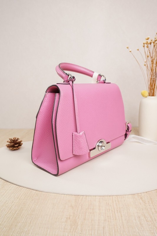 Moynat Rejane Bag Light Purple Calfskin Leather Key/Luggage Tag Set gallery