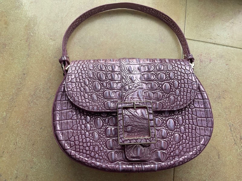 Brahmin shoulder bag, mellow rose in color, beige interior