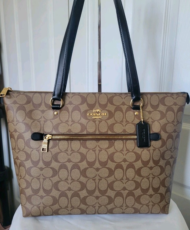 NWOT Coach Gallery Signature Shoulder Tote Bag Im/Khaki Brown Black F79609